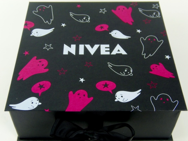 Коробка на лентах Хелловин для Nivea

