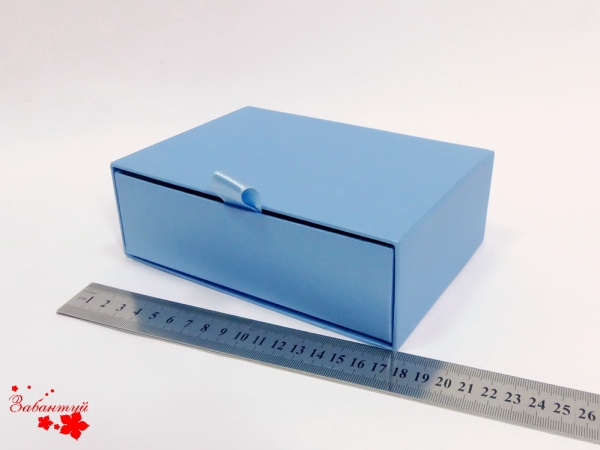 Коробка-футляр. Цвет голубой. Размер 17*12*5 см










